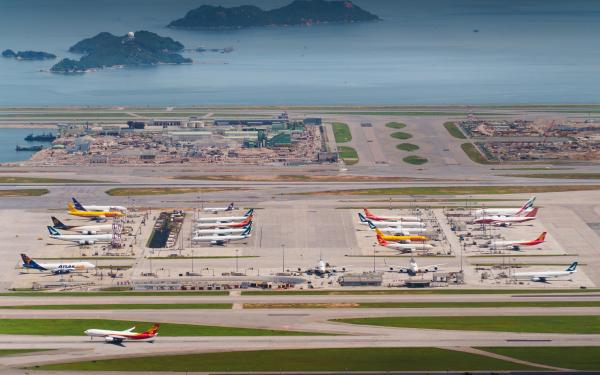 大屿山机场远眺